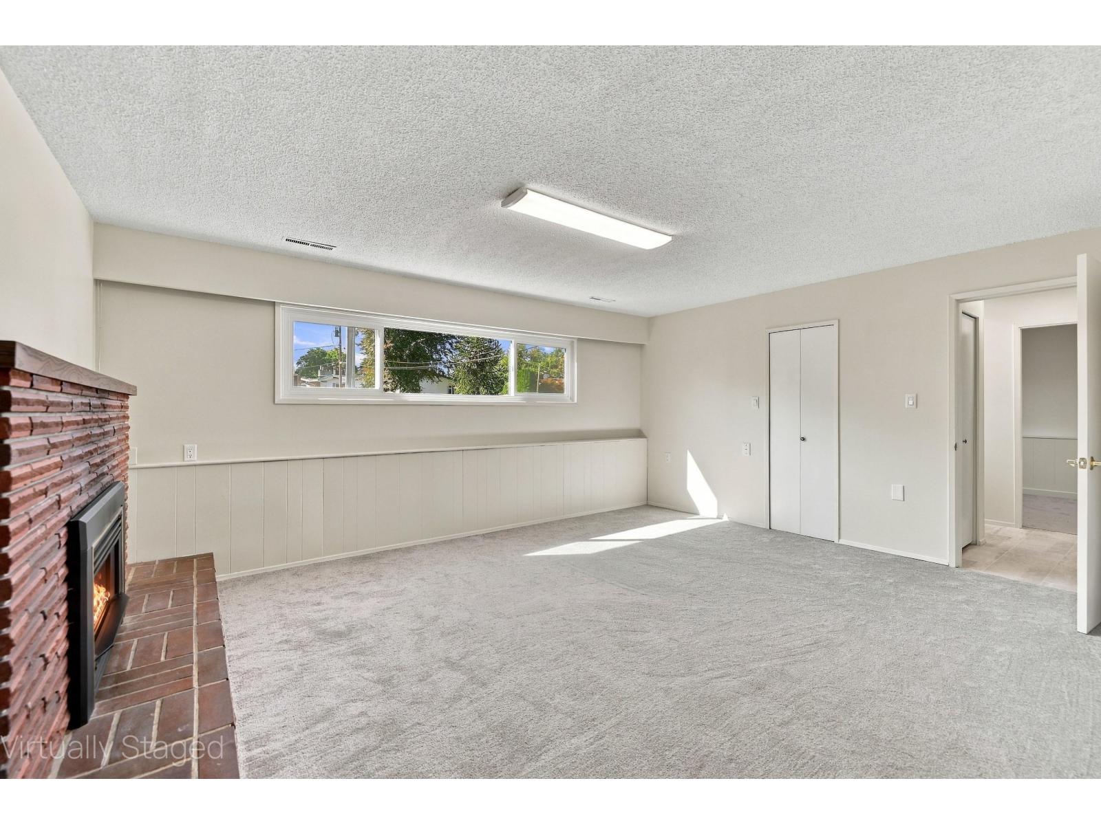 10128 Shamrock Drive Property Photo 12