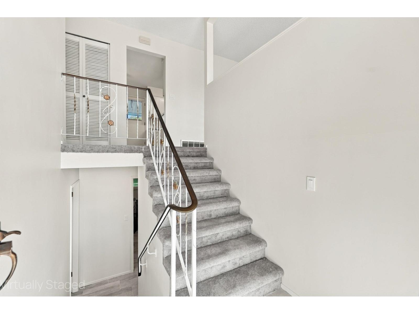 10128 Shamrock Drive Property Photo 15