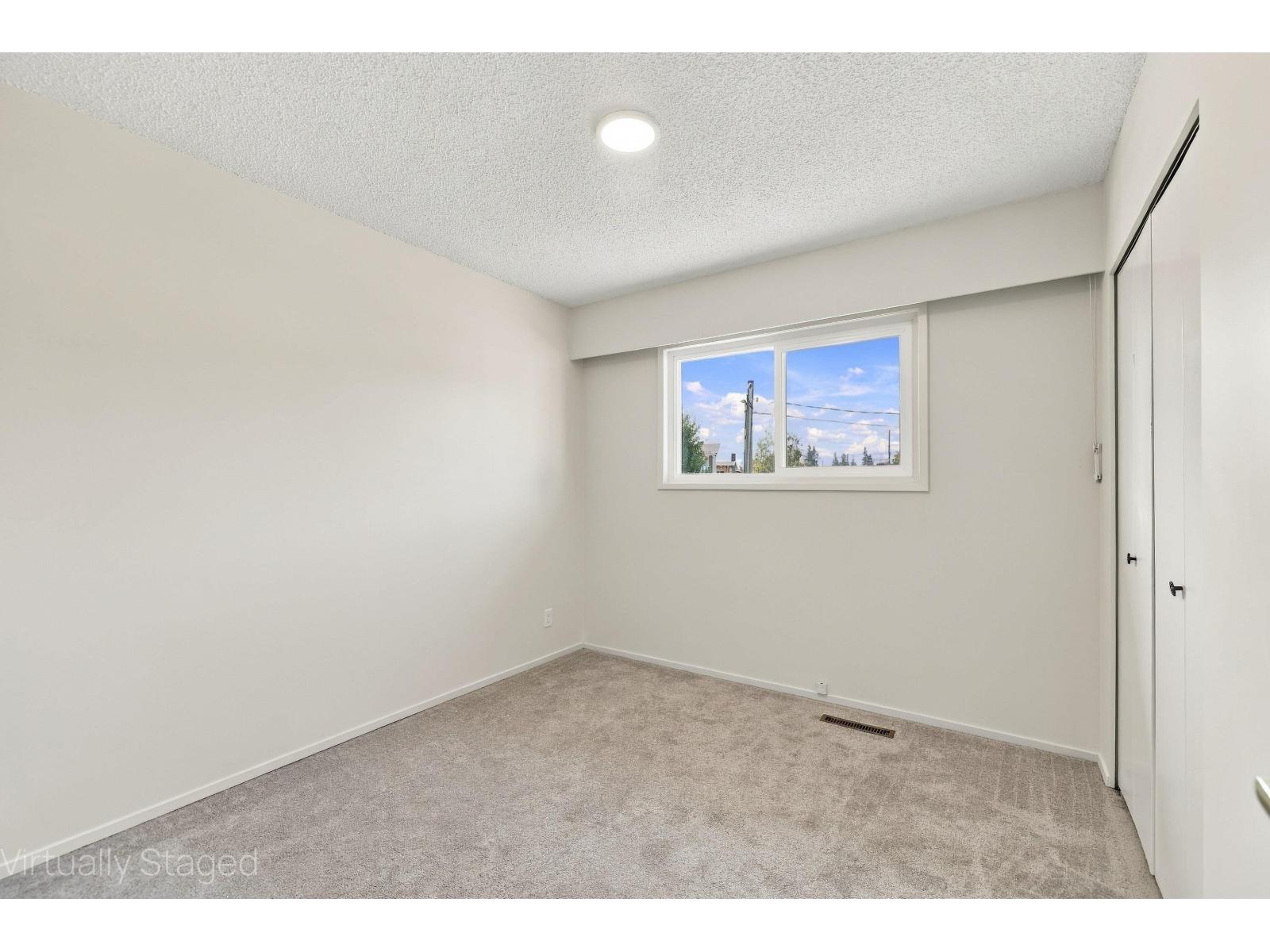 10128 Shamrock Drive Property Photo 18