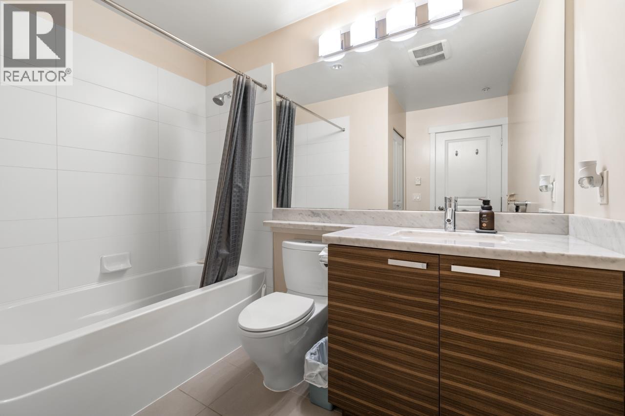 237 9399 Odlin Road Property Photo 18