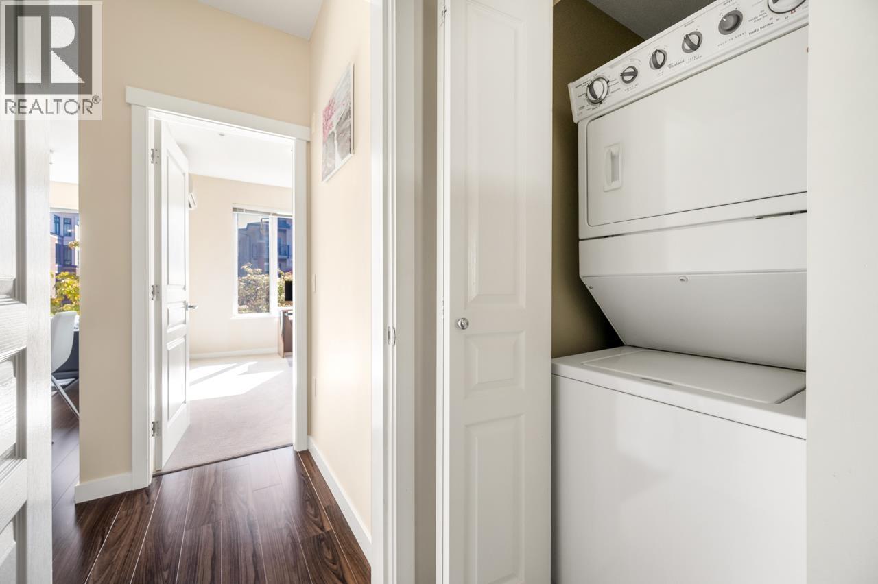 237 9399 Odlin Road Property Photo 19