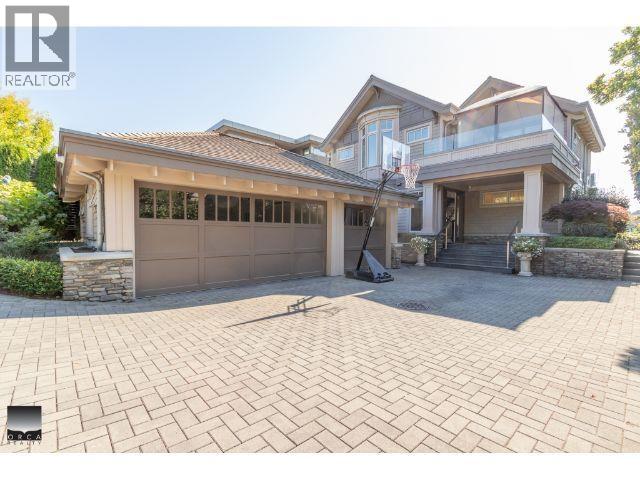 4460 Ross Crescent Property Photo 2