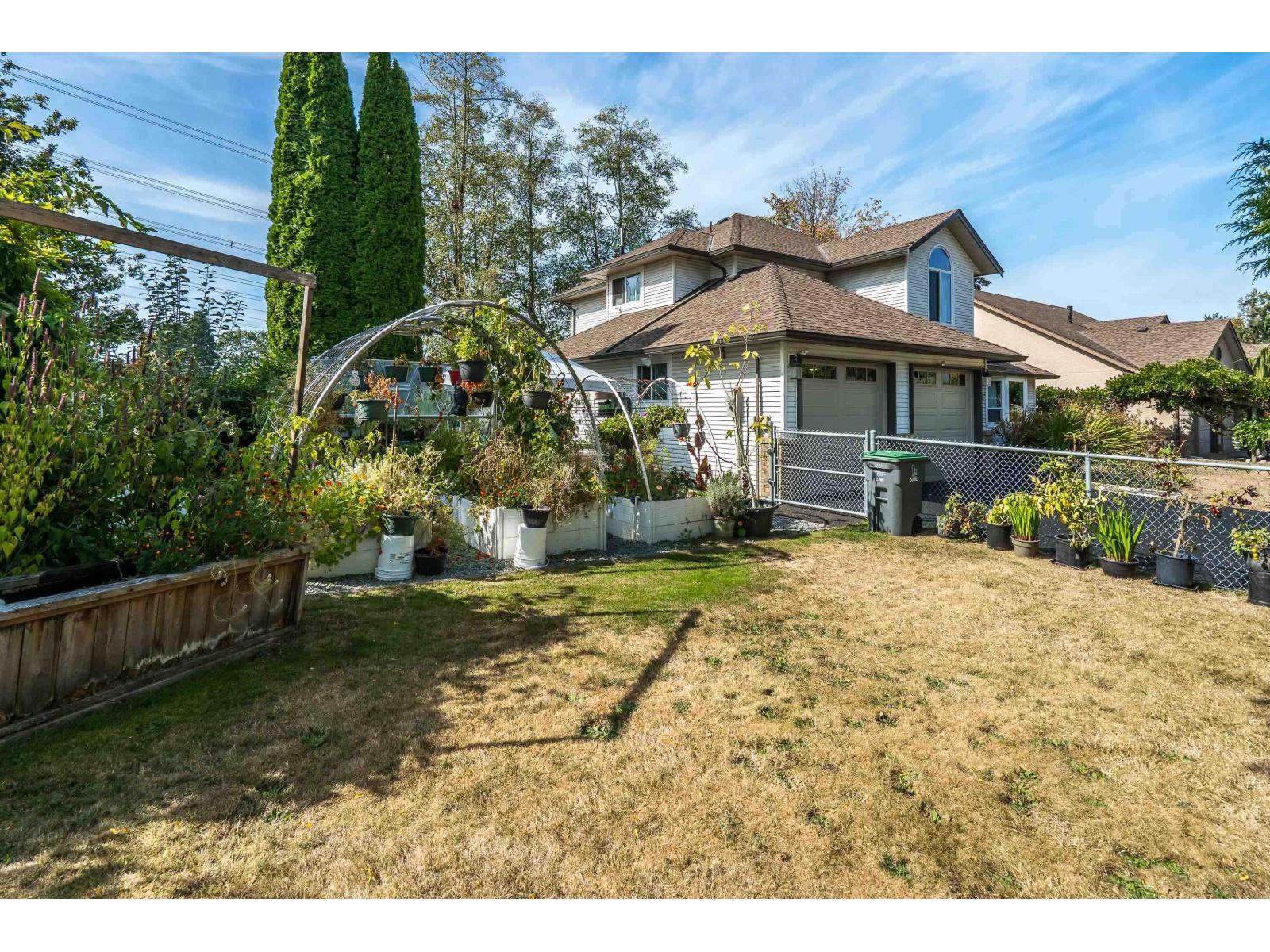 18156 Claytonwood Crescent Property Photo 37