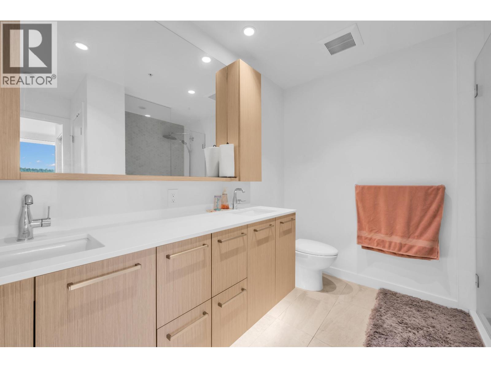 3202 567 Clarke Road Property Photo 17