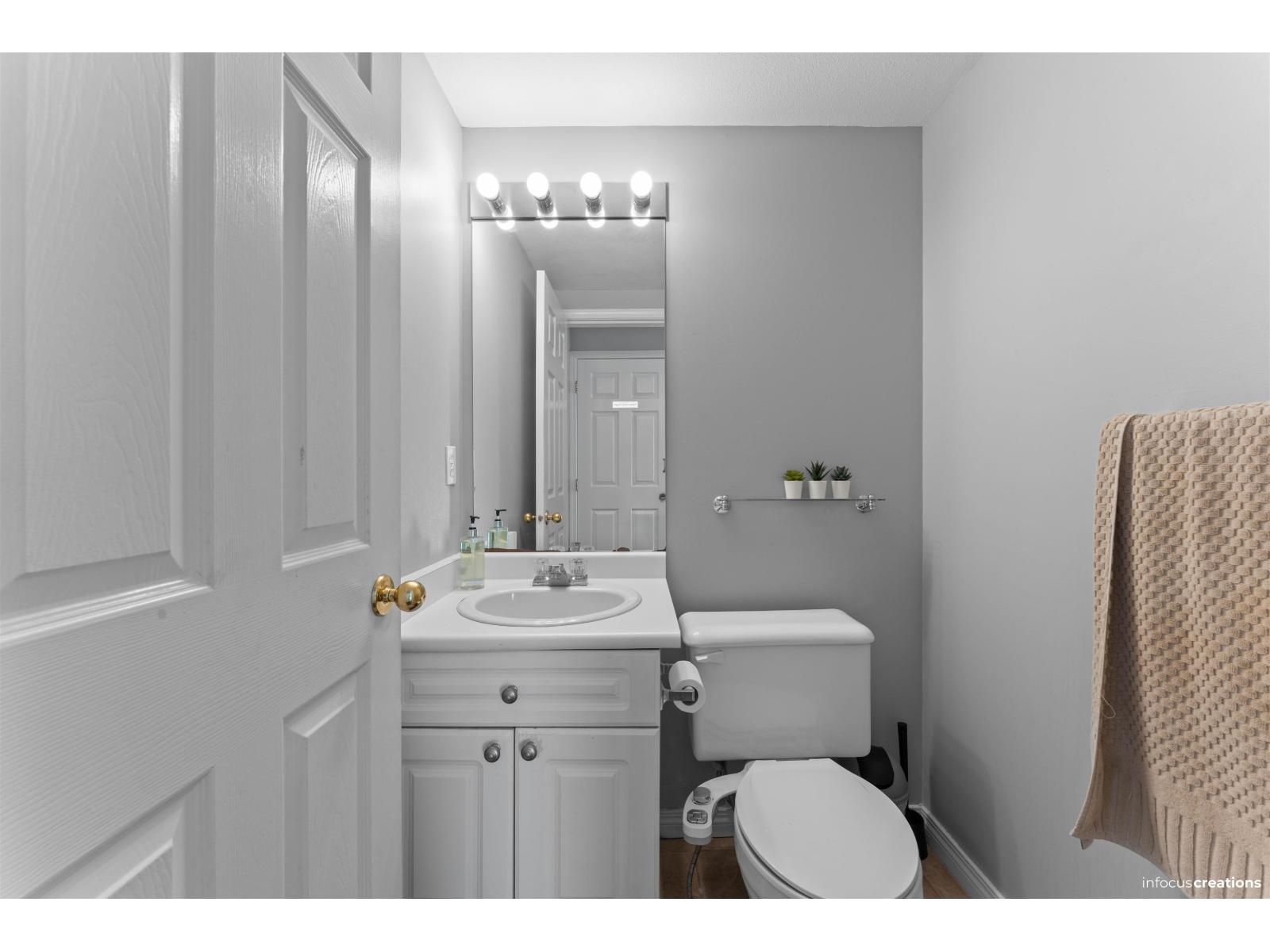 28 13713 72a Avenue Property Photo 14