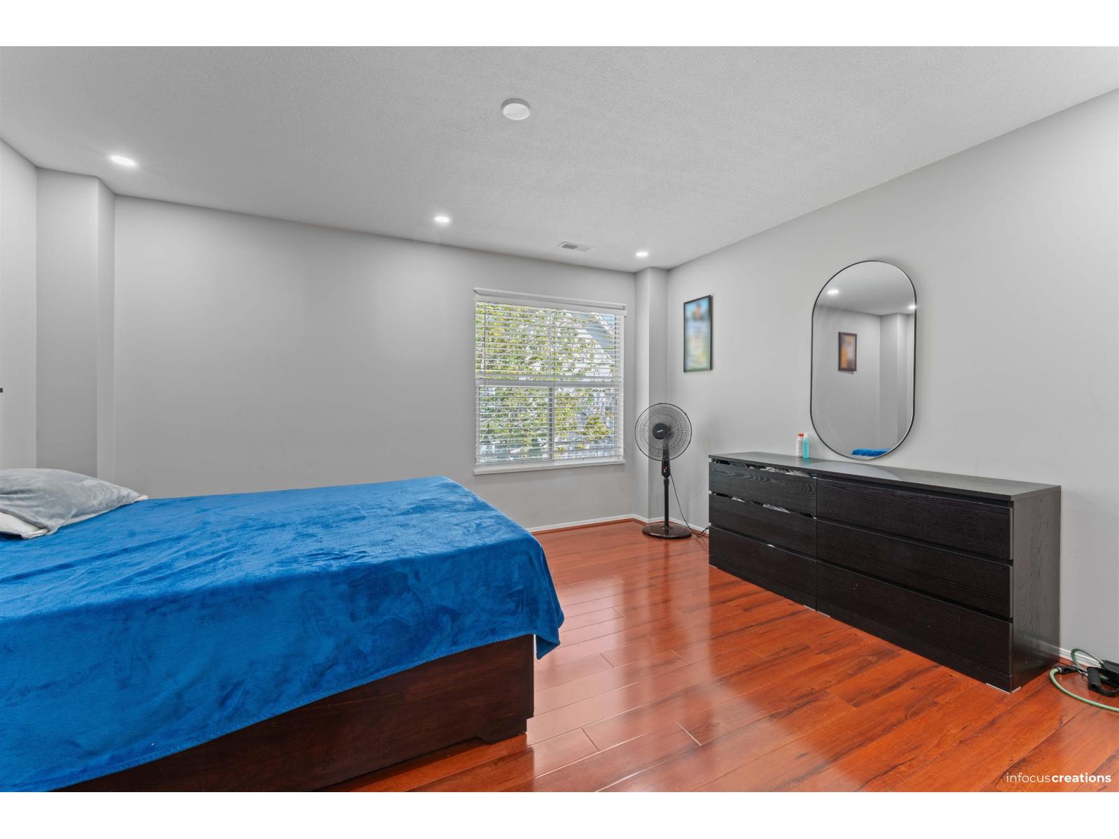 28 13713 72a Avenue Property Photo 17