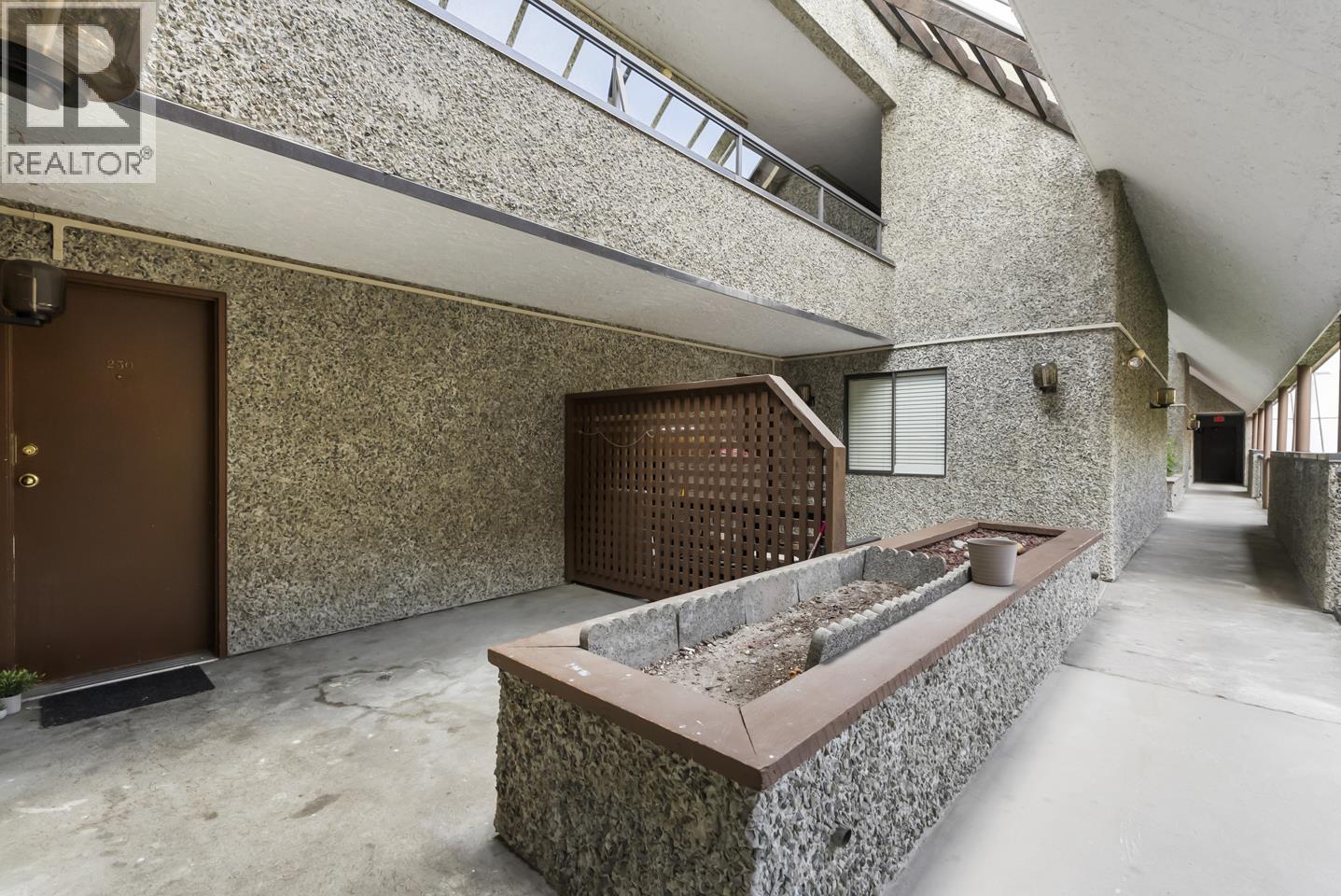 230 8460 Ackroyd Road Property Photo 20