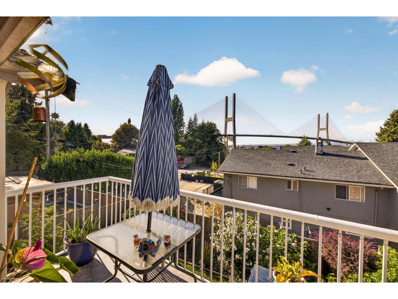 8396 Centre Street Property Photo 10