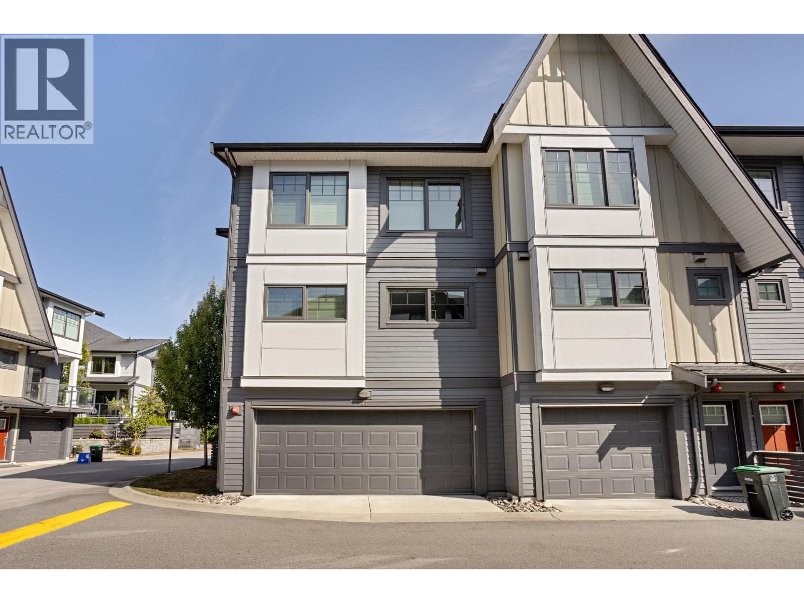 32 19451 Sutton Avenue Property Photo 1