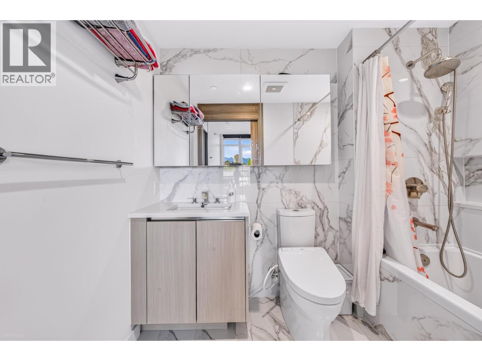 604 4880 Lougheed Highway Property Photo 15