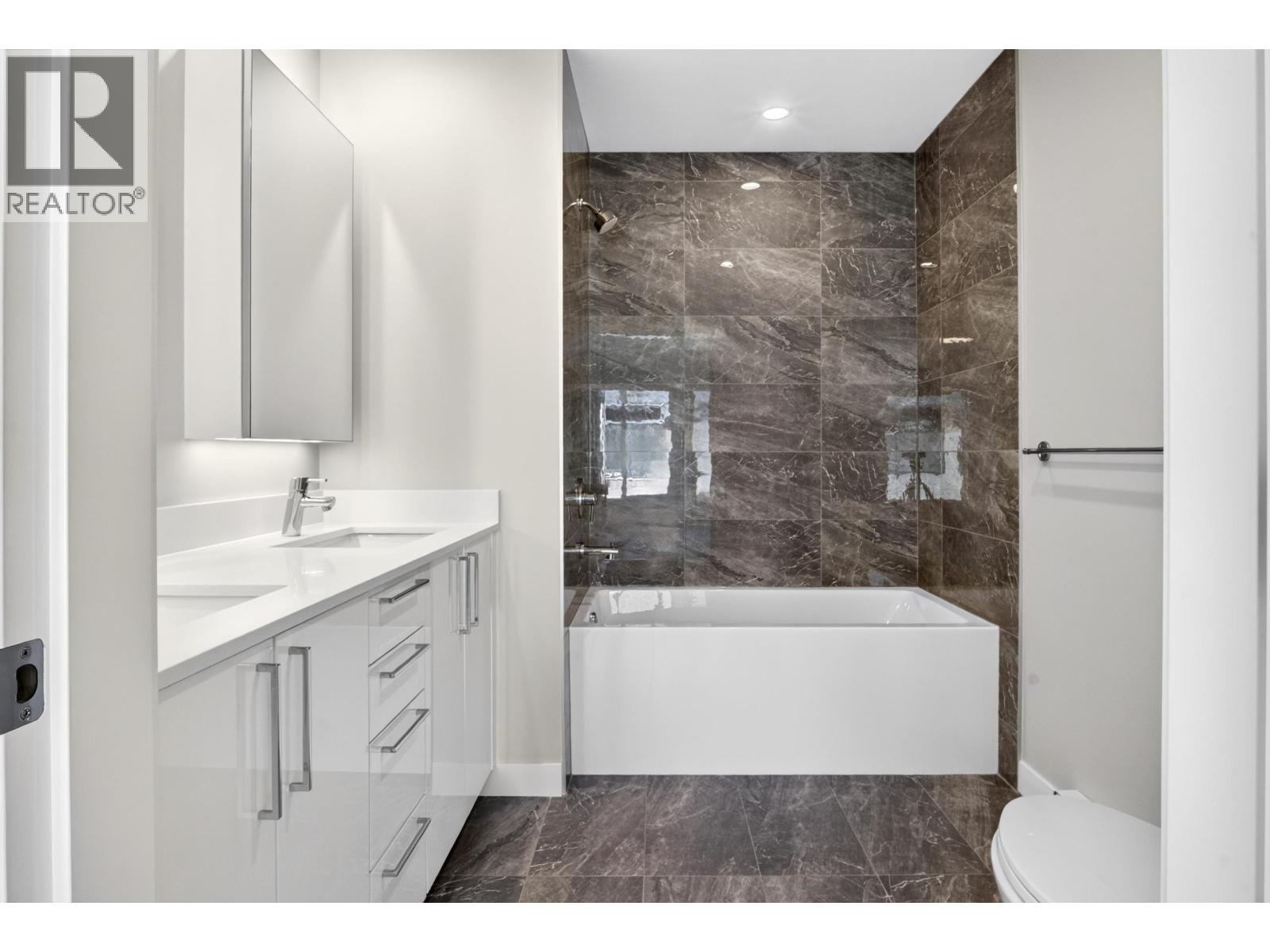 15 4337 Boundary Road Property Photo 15