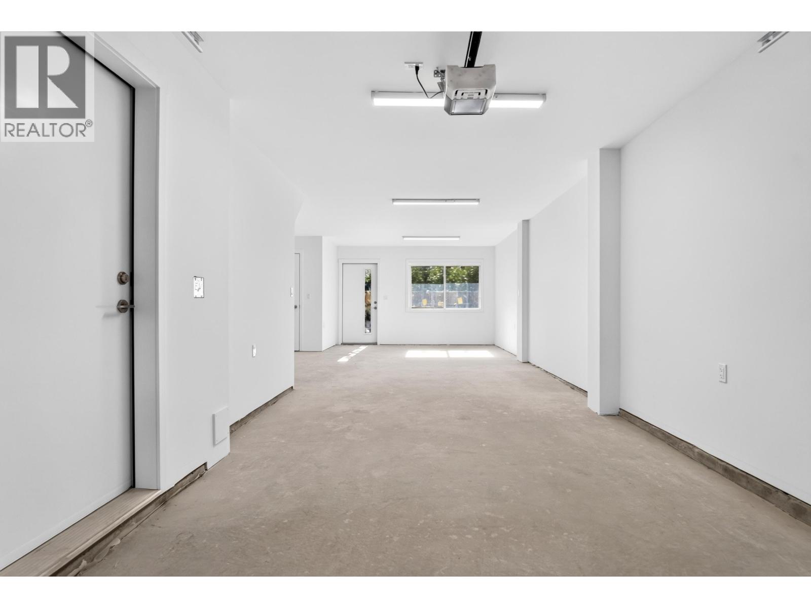 15 4337 Boundary Road Property Photo 25