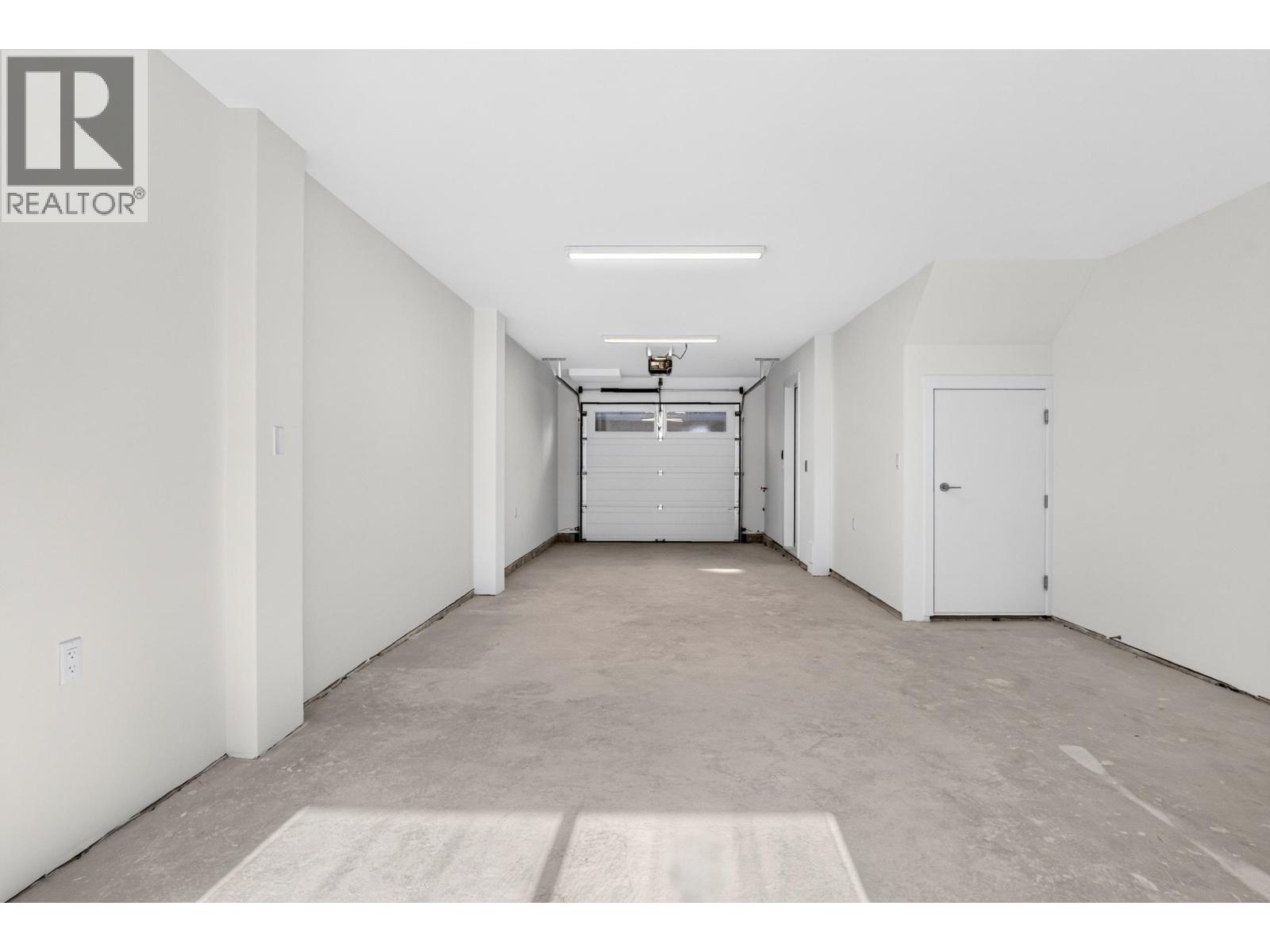 15 4337 Boundary Road Property Photo 26
