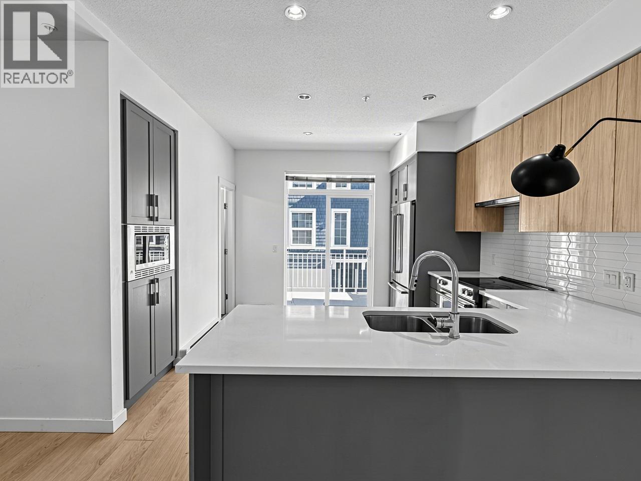 17 2560 Pitt River Road Property Photo 4