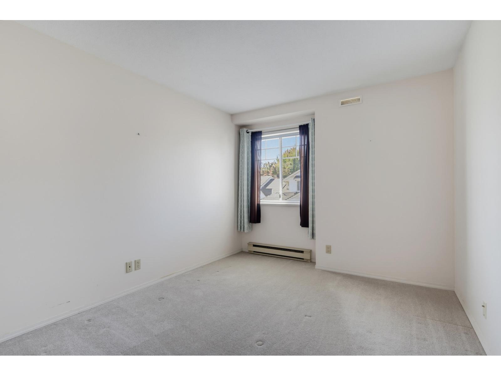 97 8737 212 Street Property Photo 23