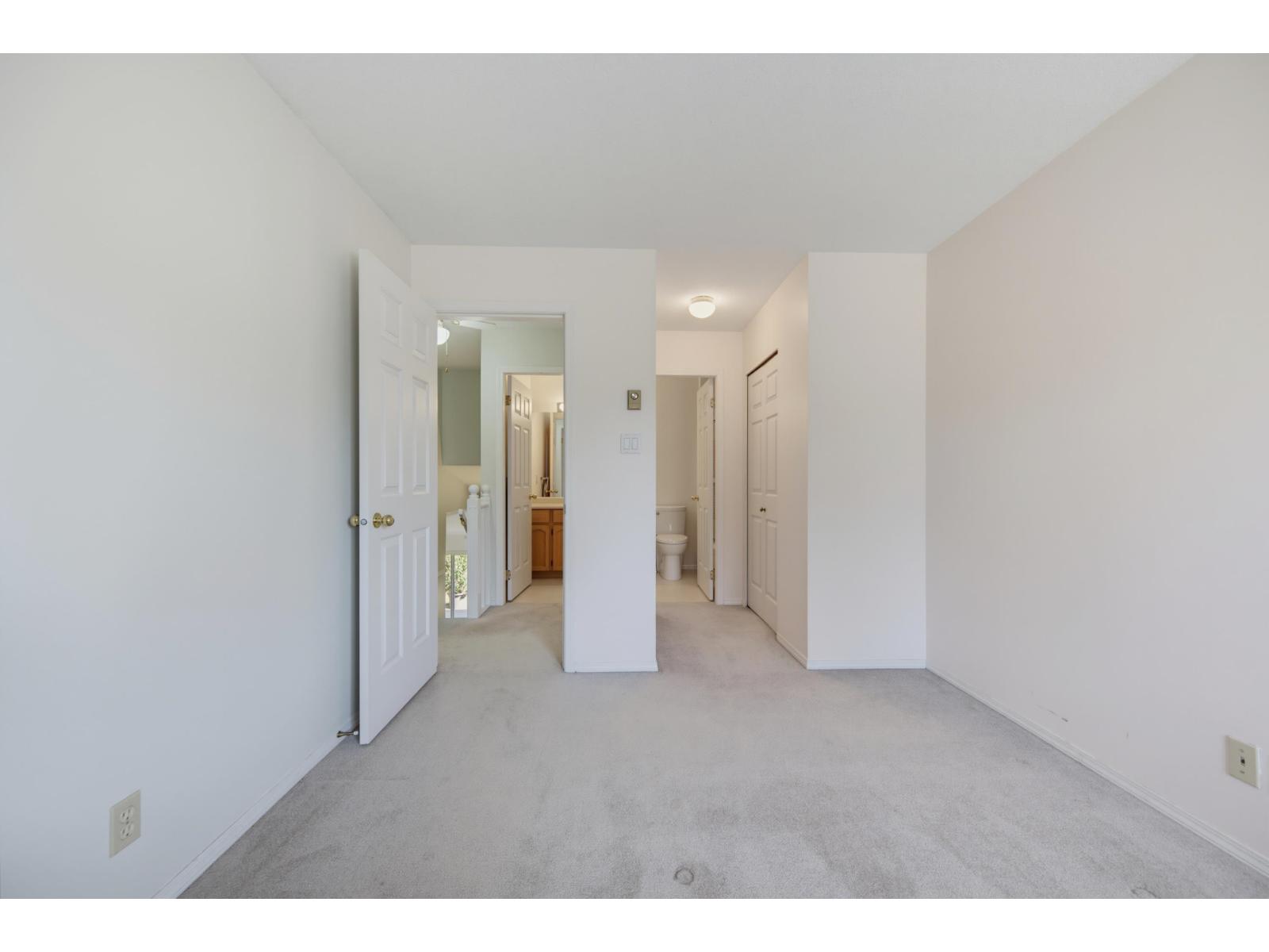 97 8737 212 Street Property Photo 24