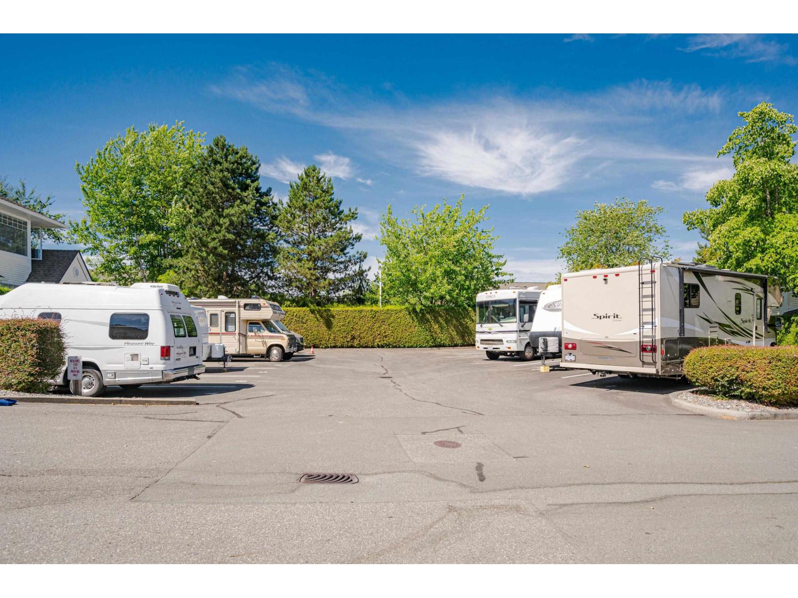 97 8737 212 Street Property Photo 39