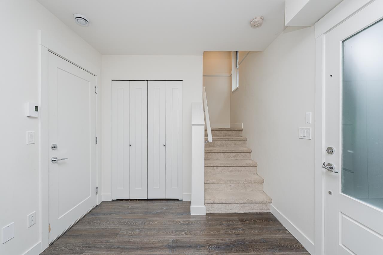 3 7947 209 Street Property Photo 2