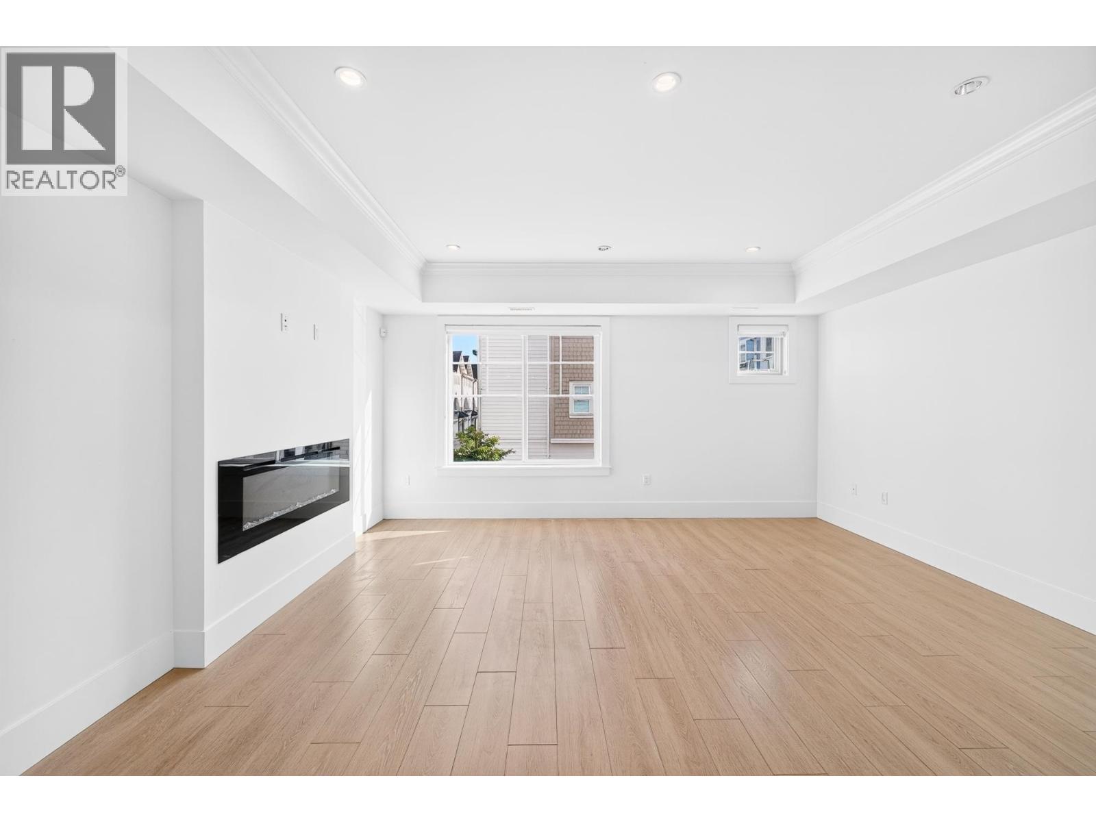 17 9211 Mckim Way Property Photo 4