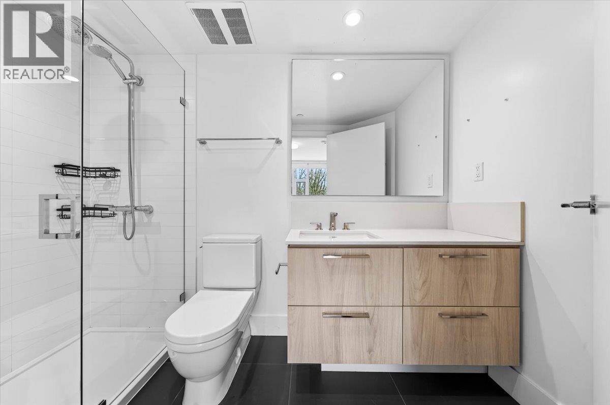 610 680 Seylynn Crescent Property Photo 33