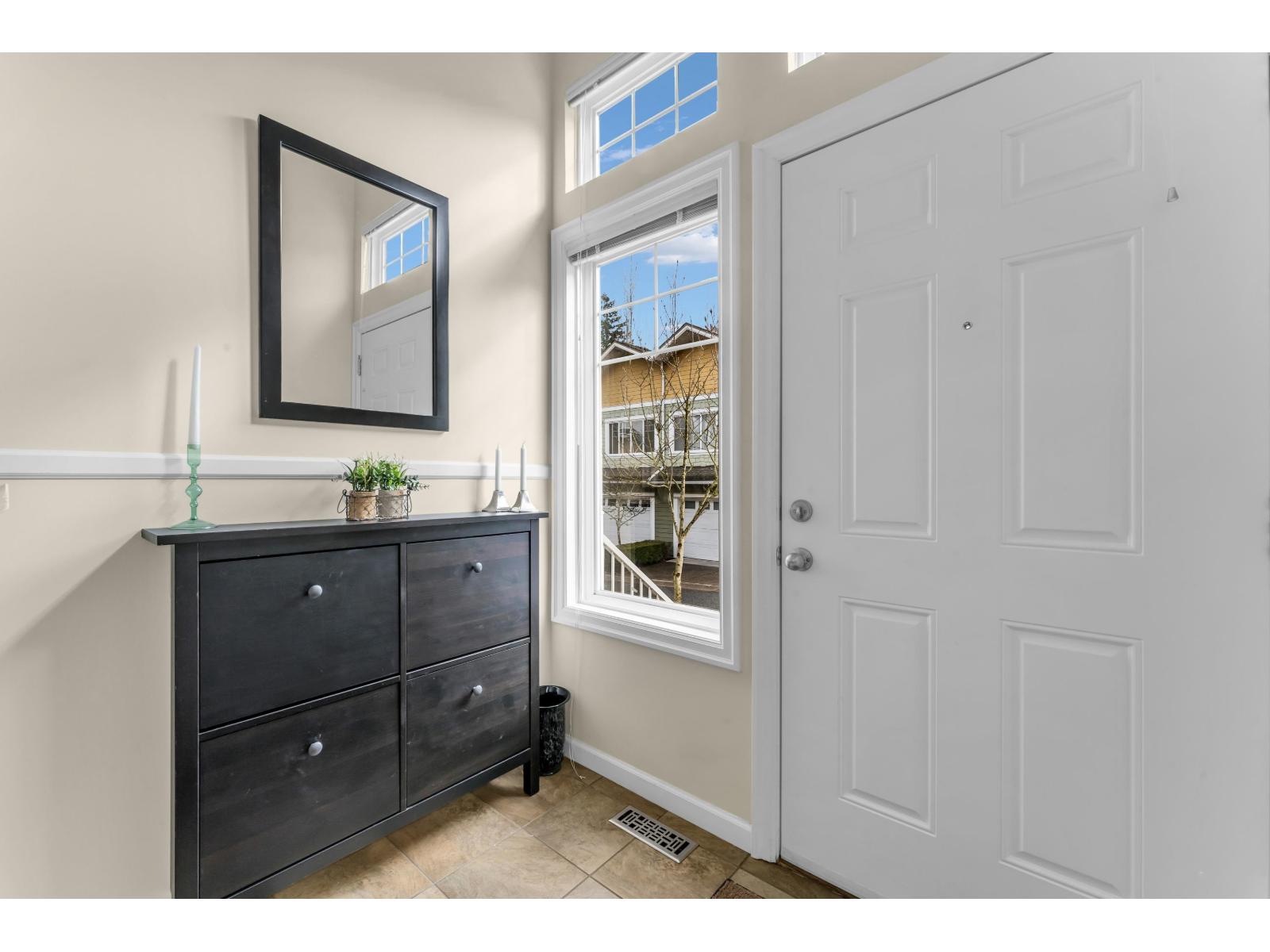 6 6110 138 Street Property Photo 6
