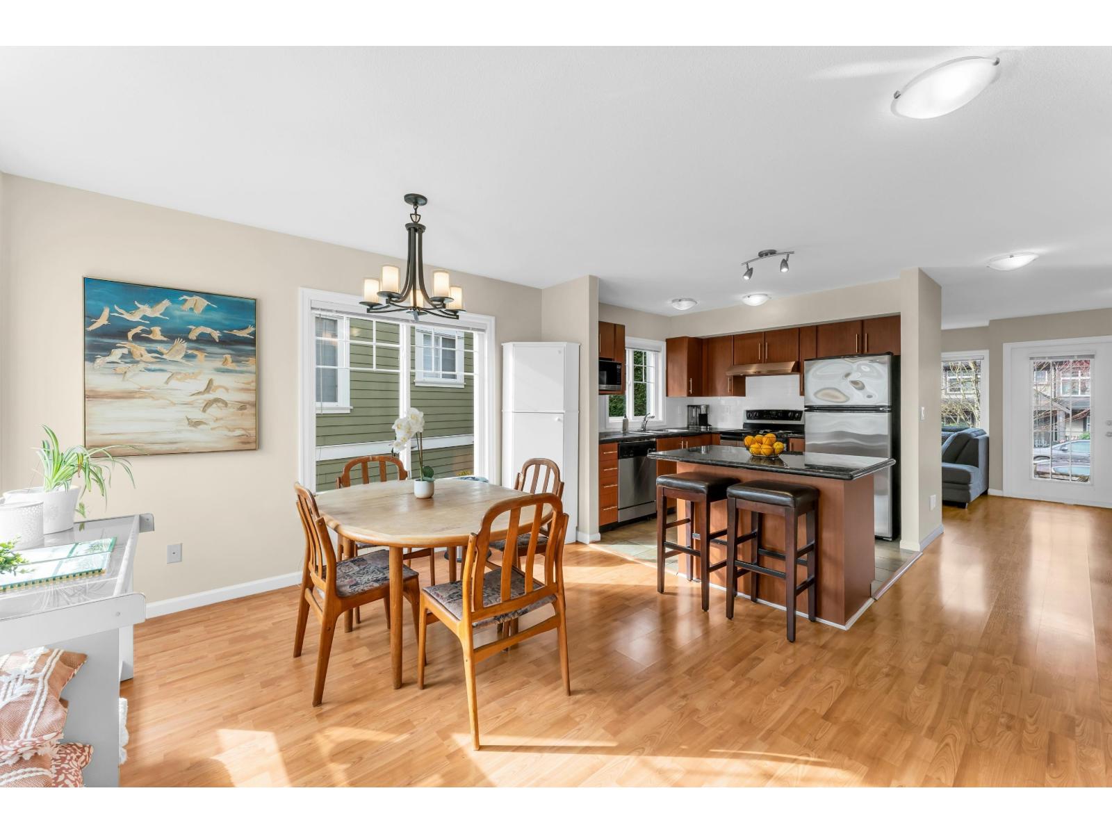 6 6110 138 Street Property Photo 10