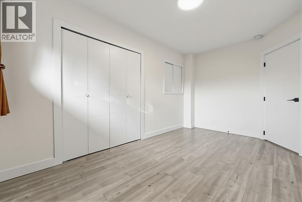 4936 Barker Crescent Property Photo 19