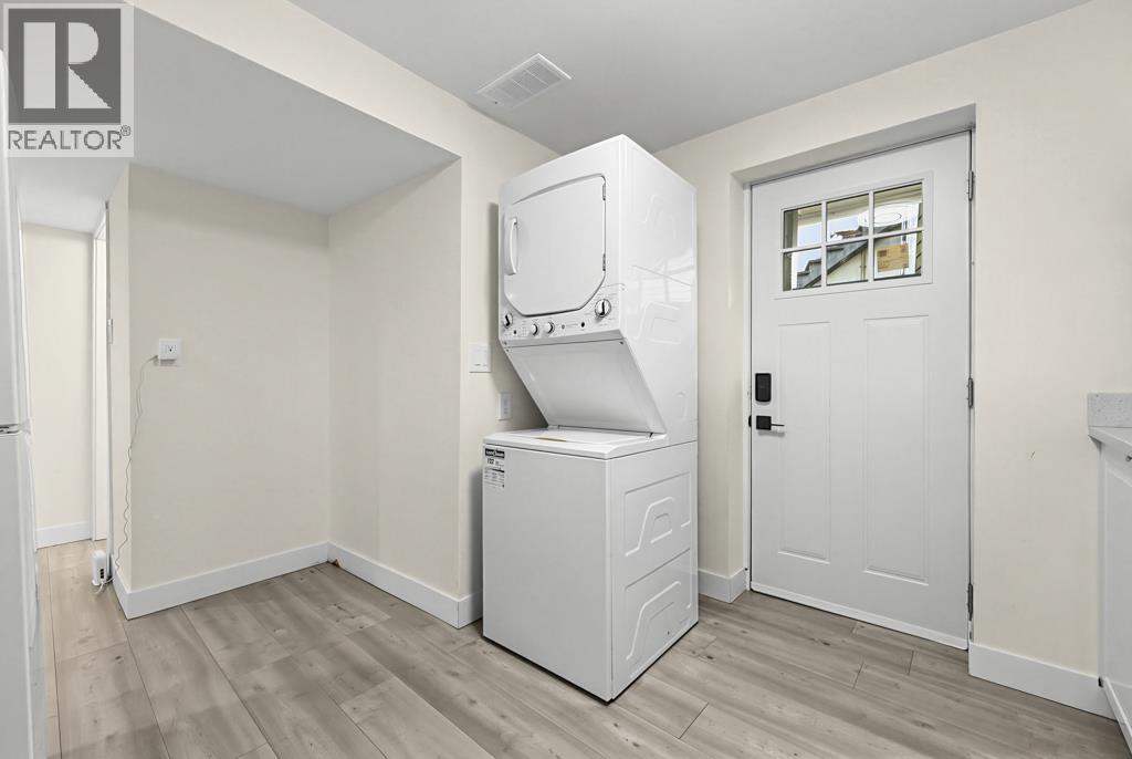 4936 Barker Crescent Property Photo 24