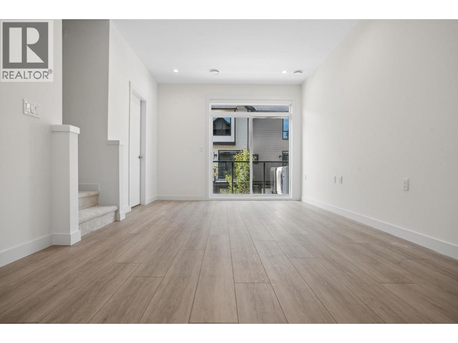 35 4337 Boundary Road Property Photo 5