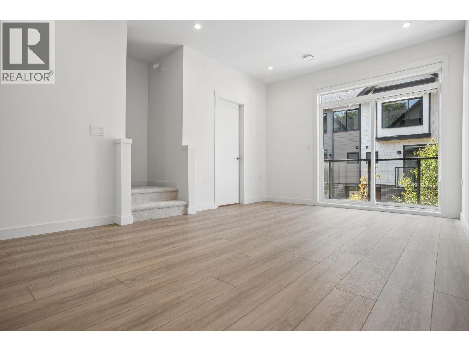 35 4337 Boundary Road Property Photo 6