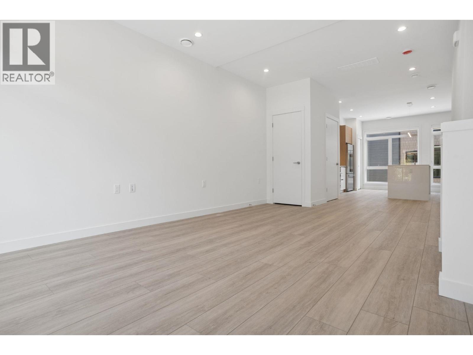 35 4337 Boundary Road Property Photo 9