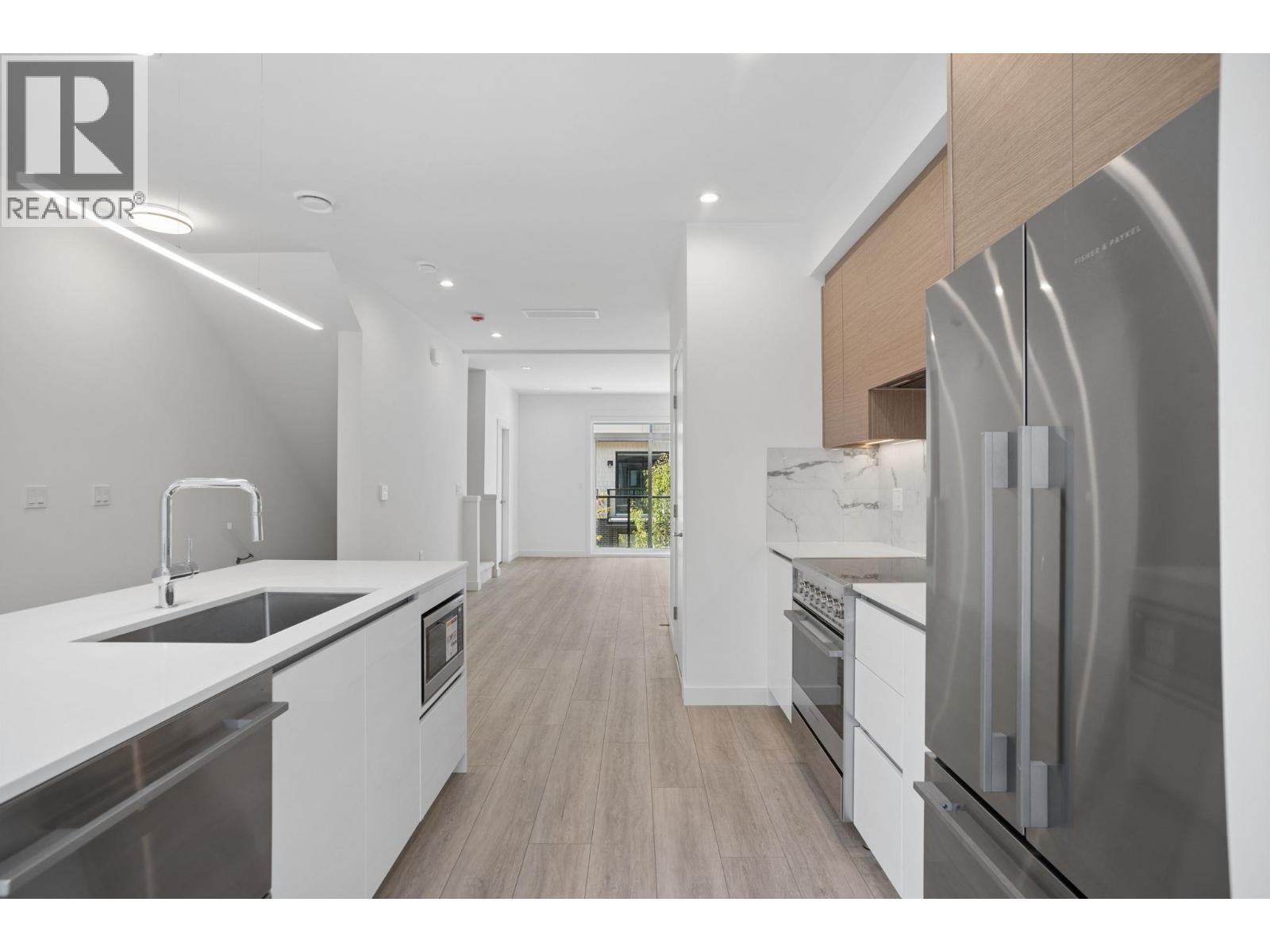 35 4337 Boundary Road Property Photo 14