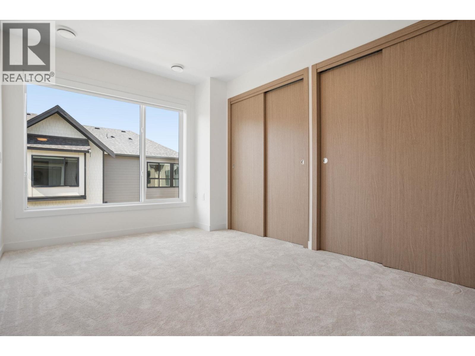 35 4337 Boundary Road Property Photo 19