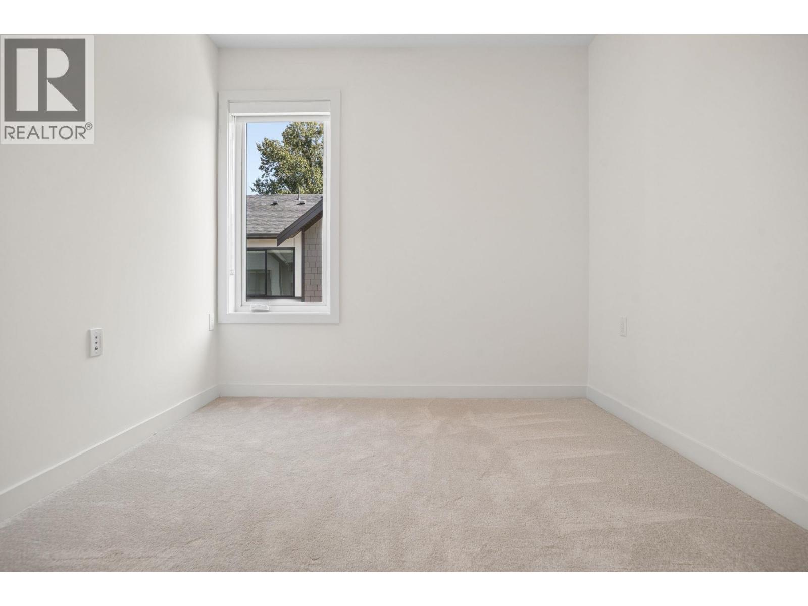 35 4337 Boundary Road Property Photo 25