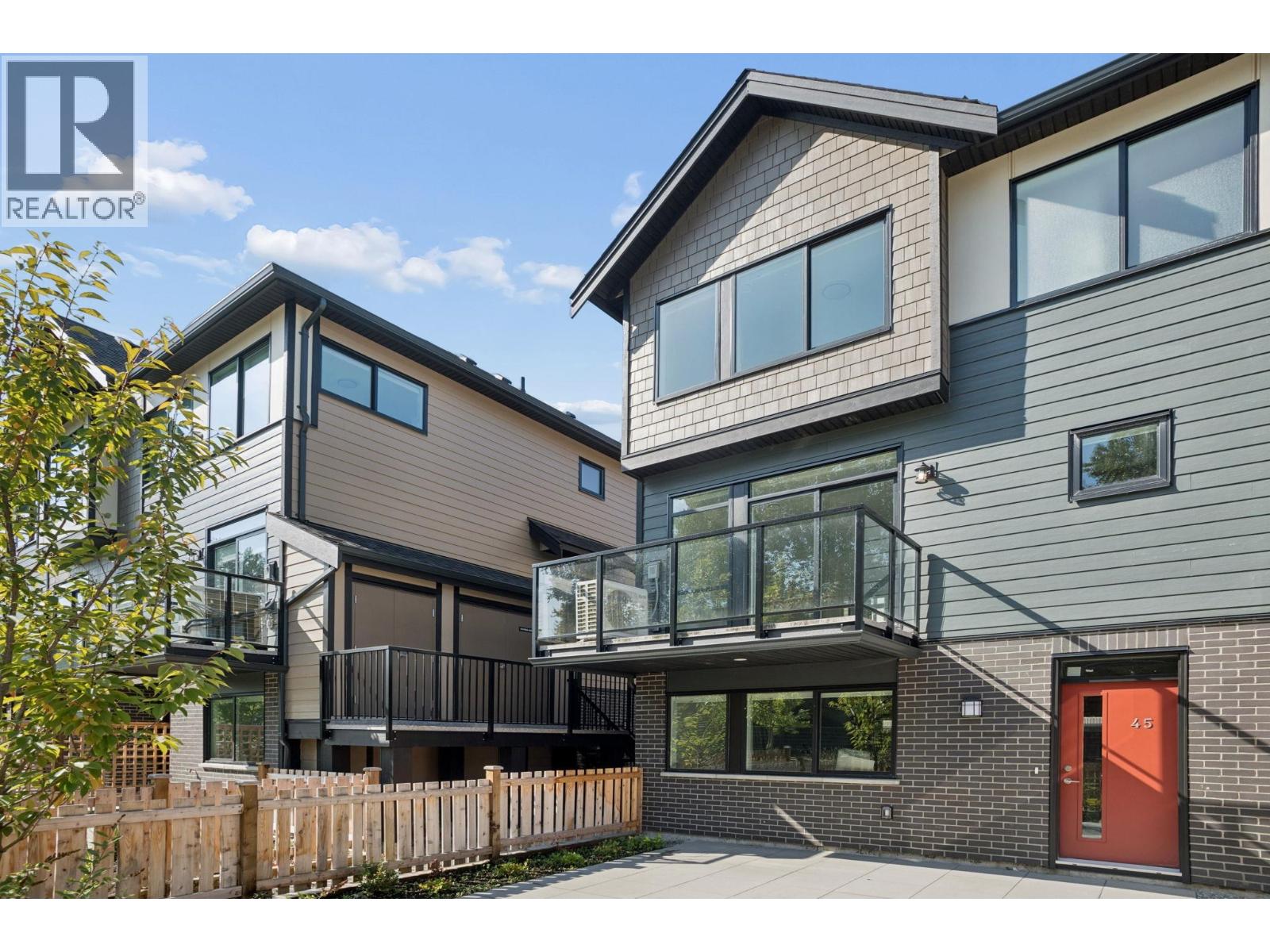 45 4337 Boundary Road Property Photo 1