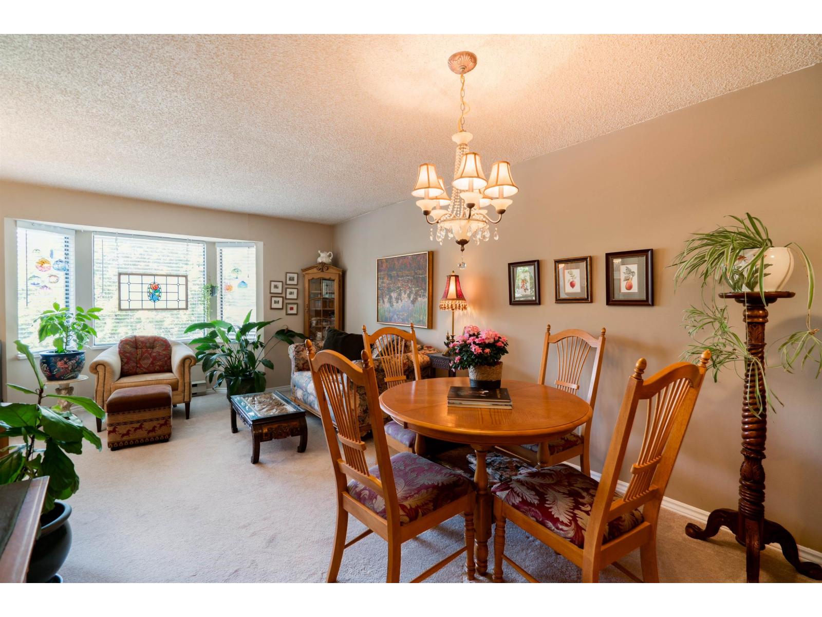 214 5224 204 Street Property Photo 6