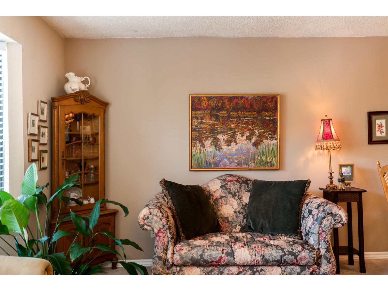 214 5224 204 Street Property Photo 13