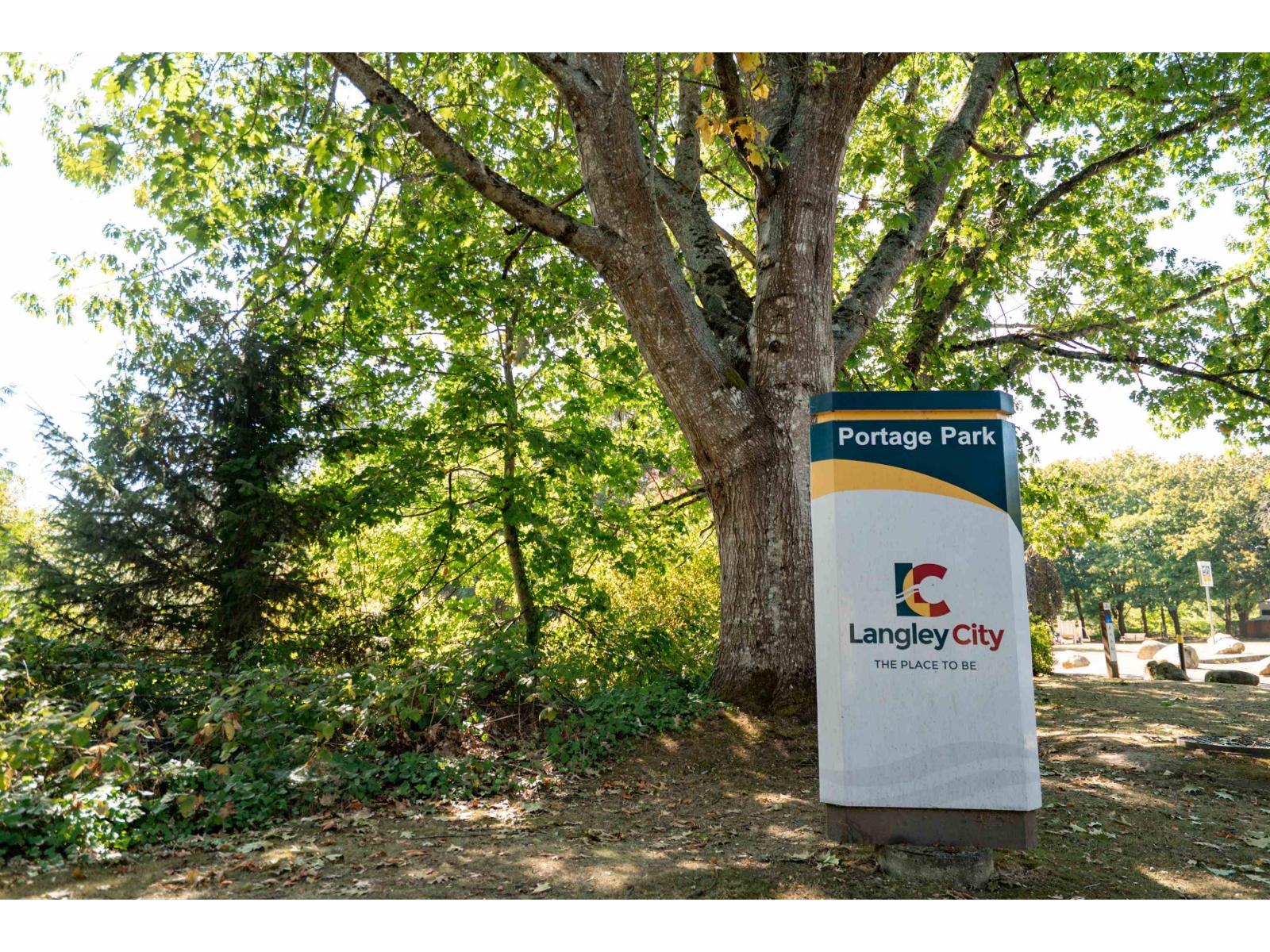 214 5224 204 Street Property Photo 32