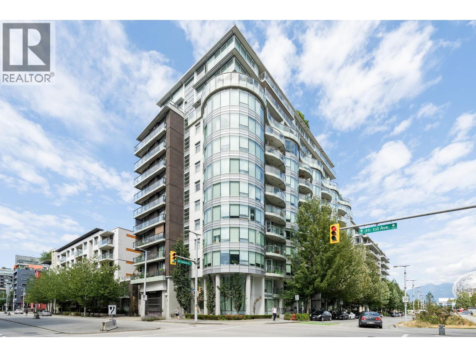 606 1661 Ontario Street Property Photo 1