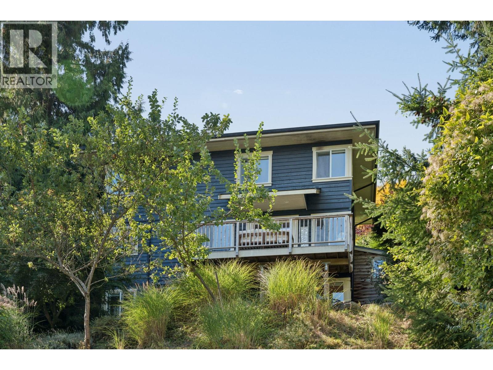 965 Village Drive Property Photo 1