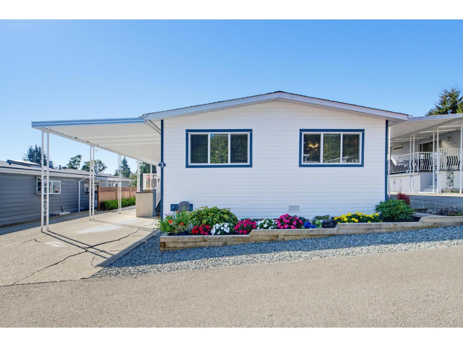 3 27111 0 AVENUE Property Photo 1