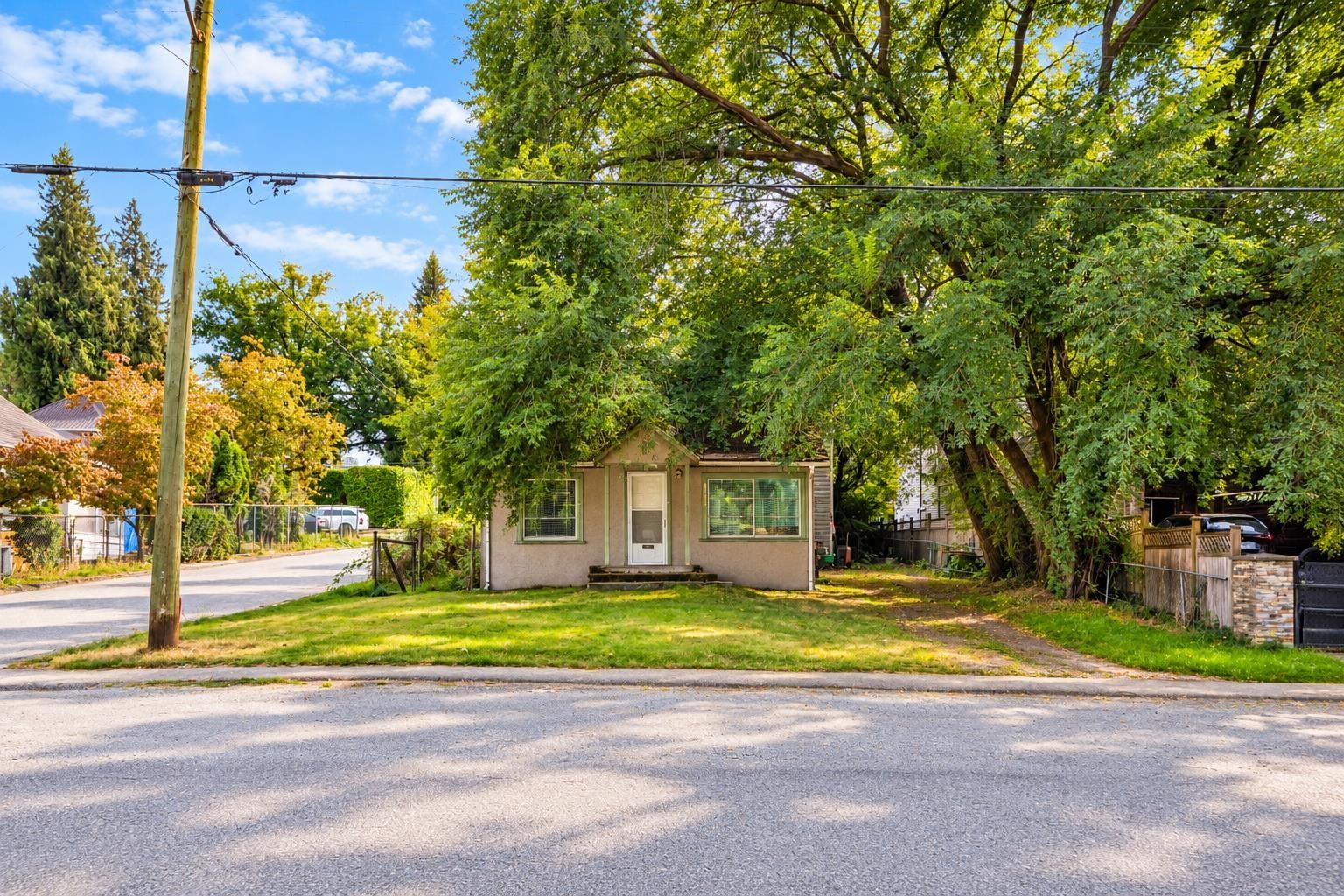 13090 111 Avenue Property Photo 8