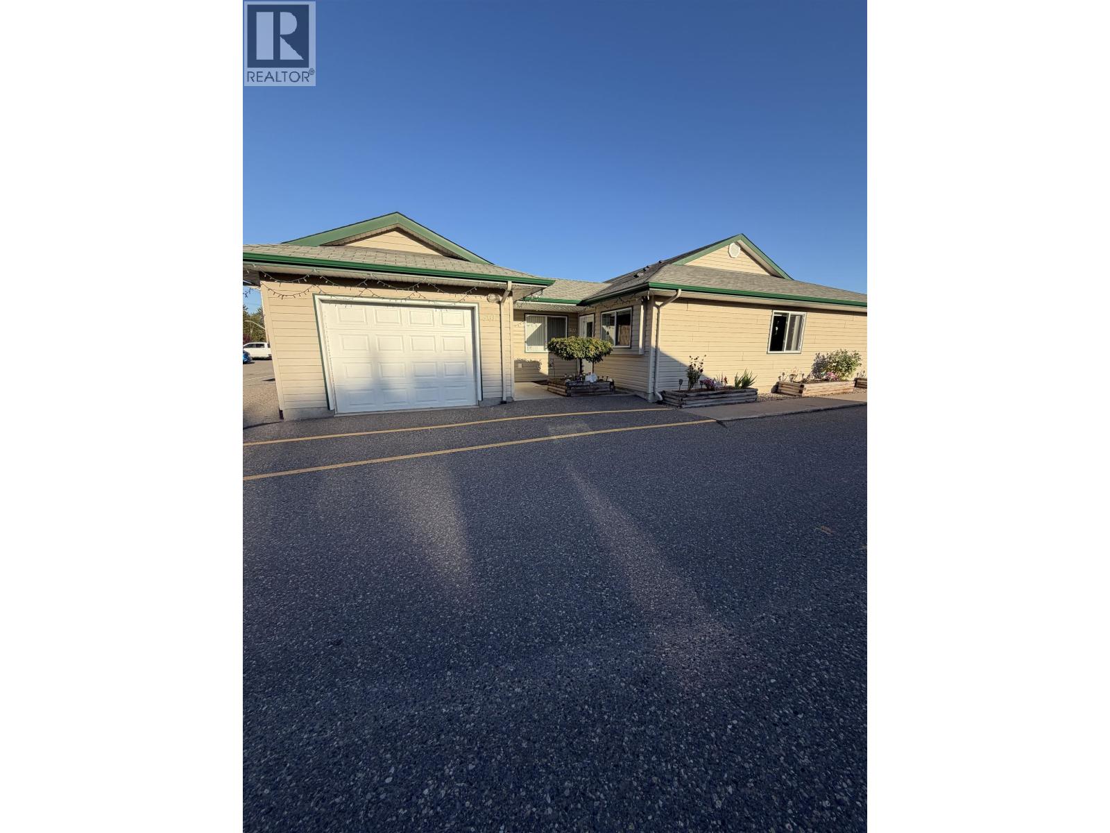 501 2889 Ferry Avenue Property Photo 1