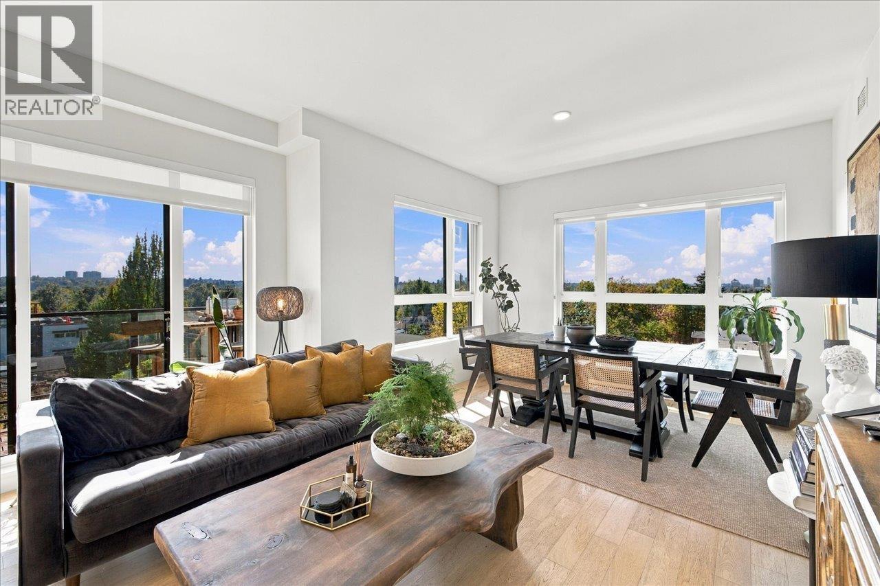 602 2550 Garden Drive Property Photo 4