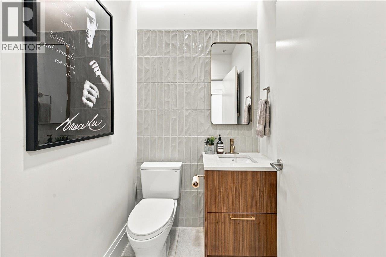 602 2550 Garden Drive Property Photo 32