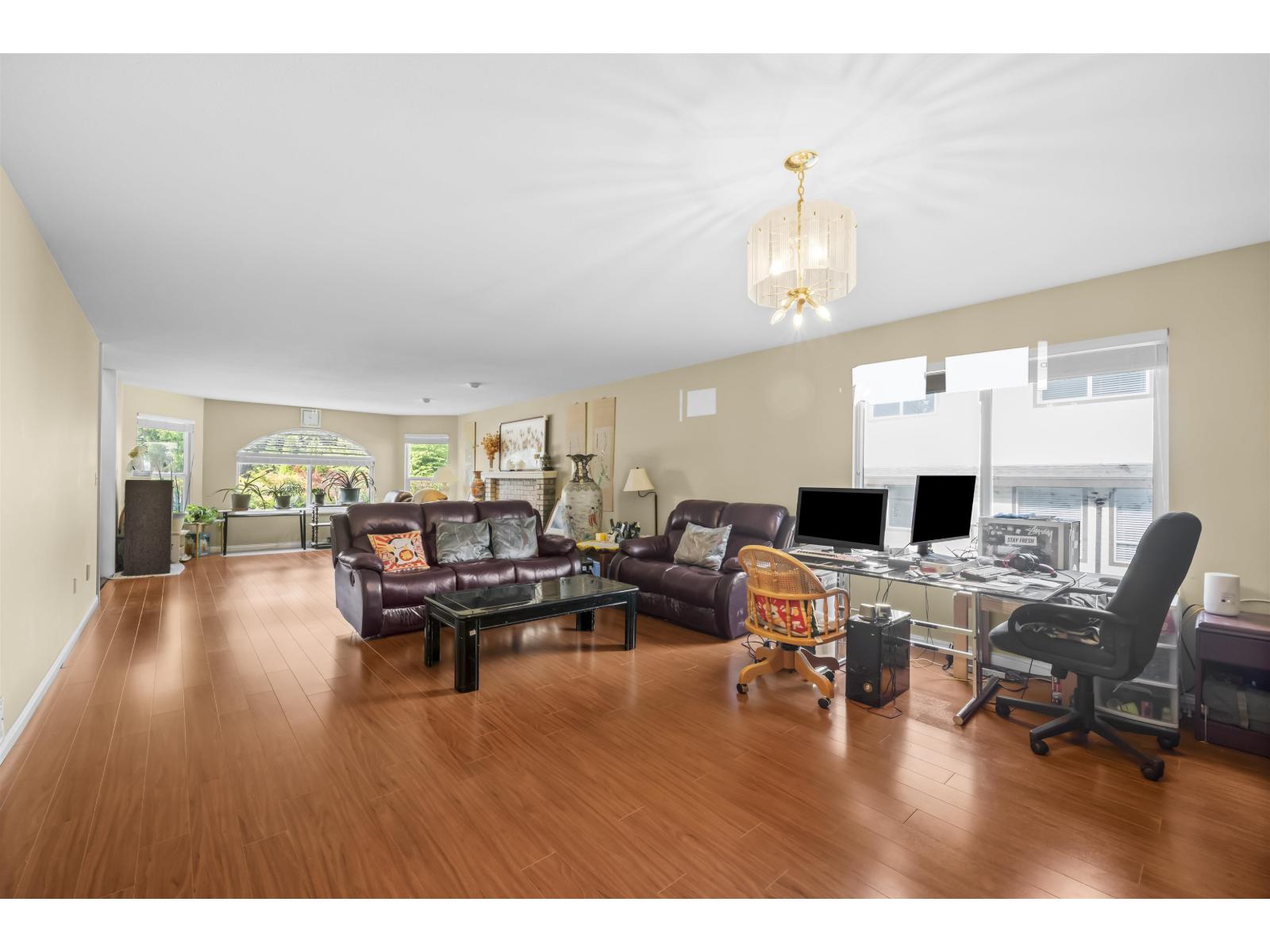 6012 124 Street Property Photo 5