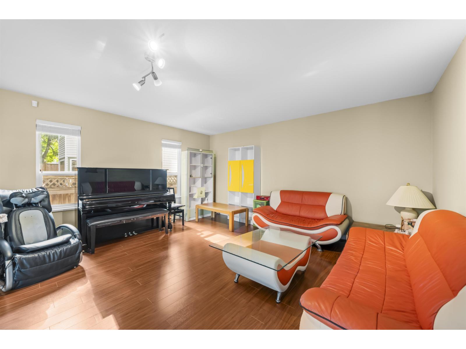 6012 124 Street Property Photo 12
