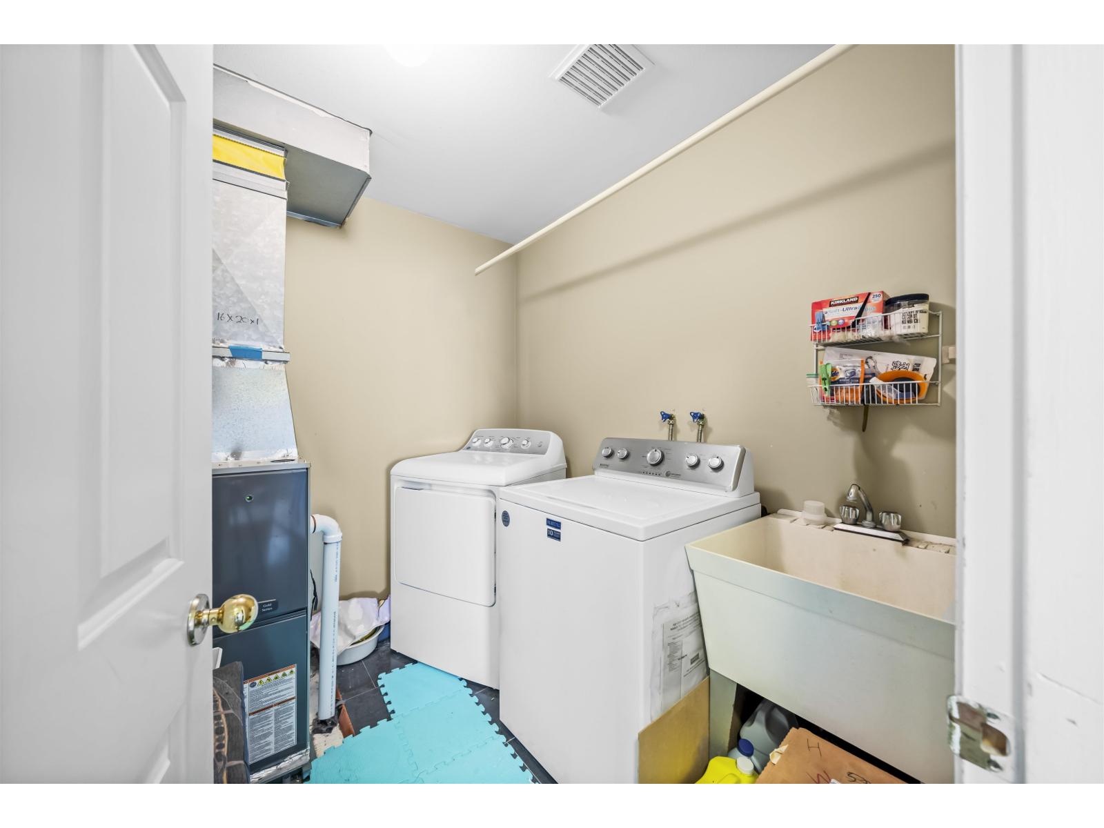 6012 124 Street Property Photo 37