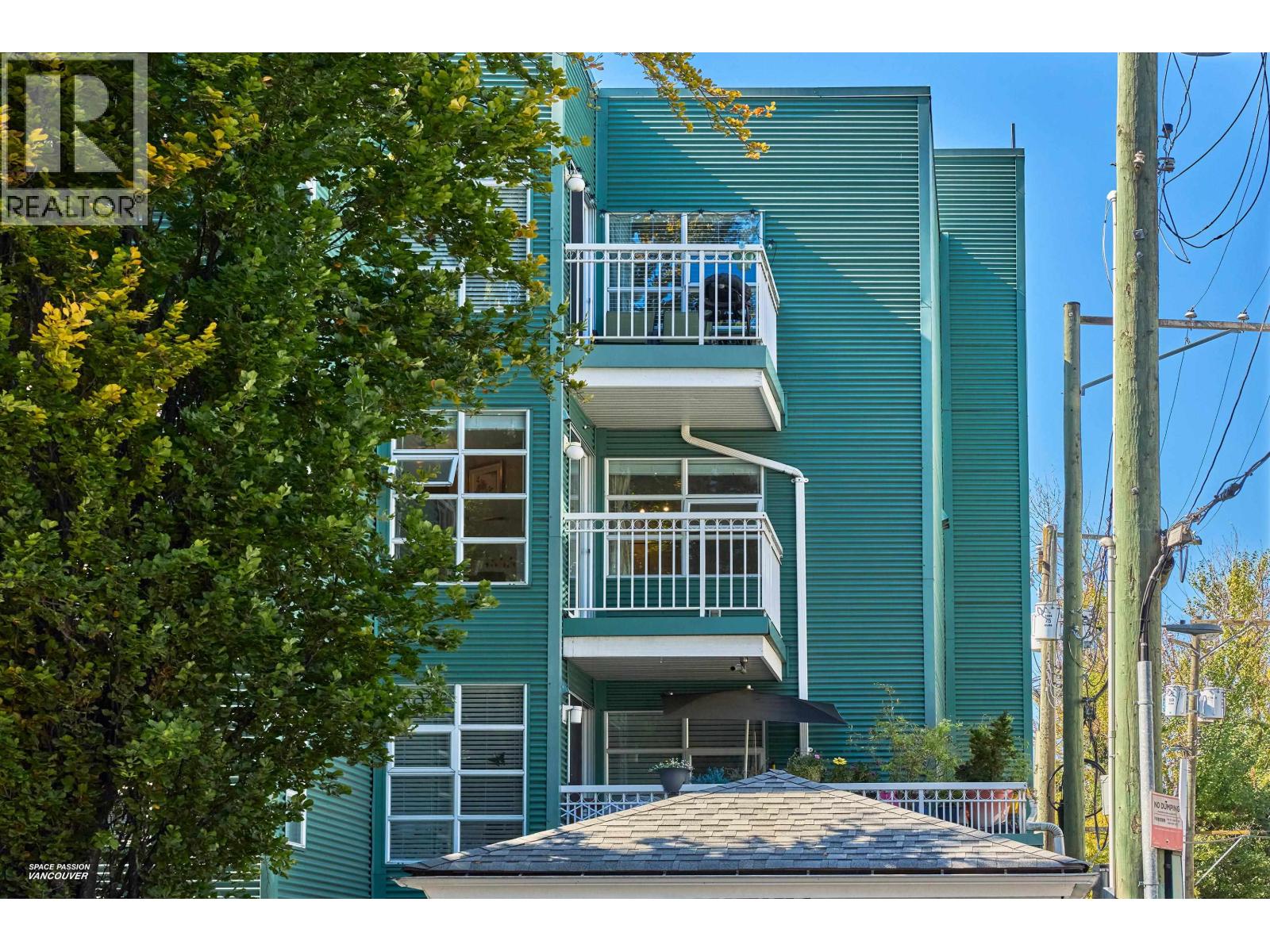 301 8989 Hudson Street Property Photo 21