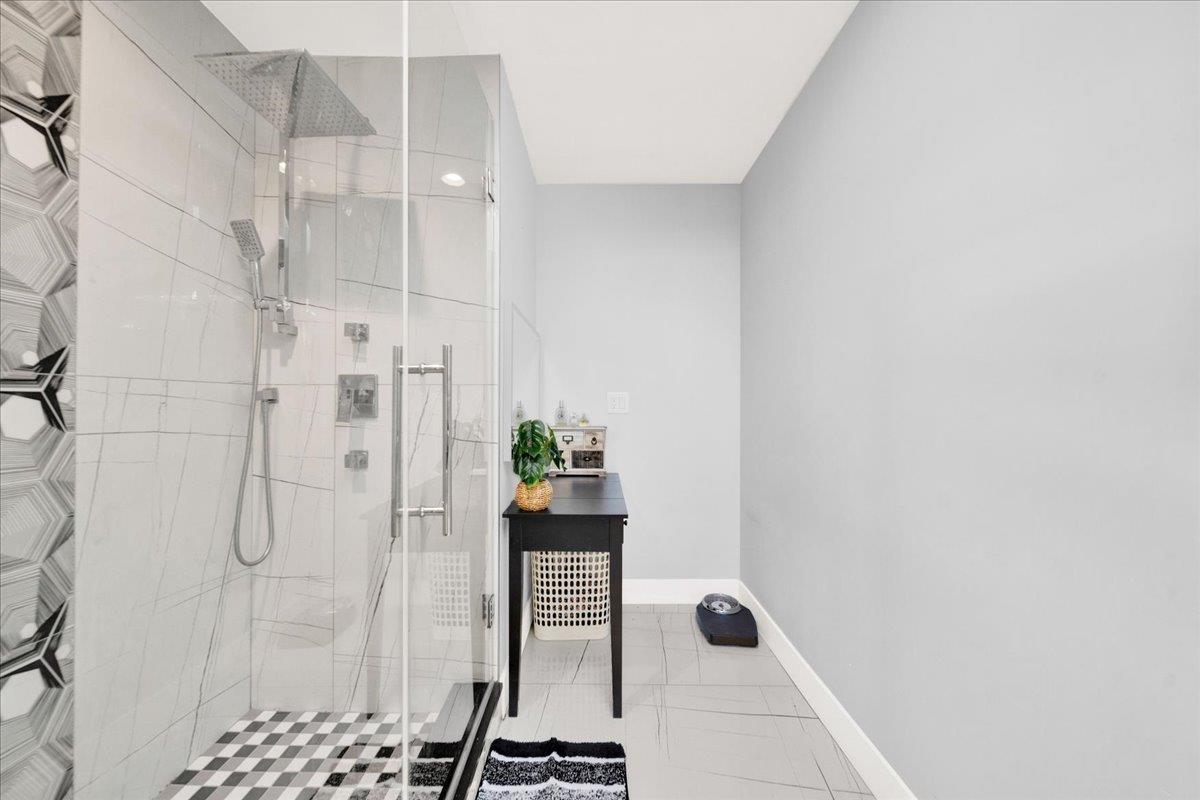 6640 123 Street Property Photo 24